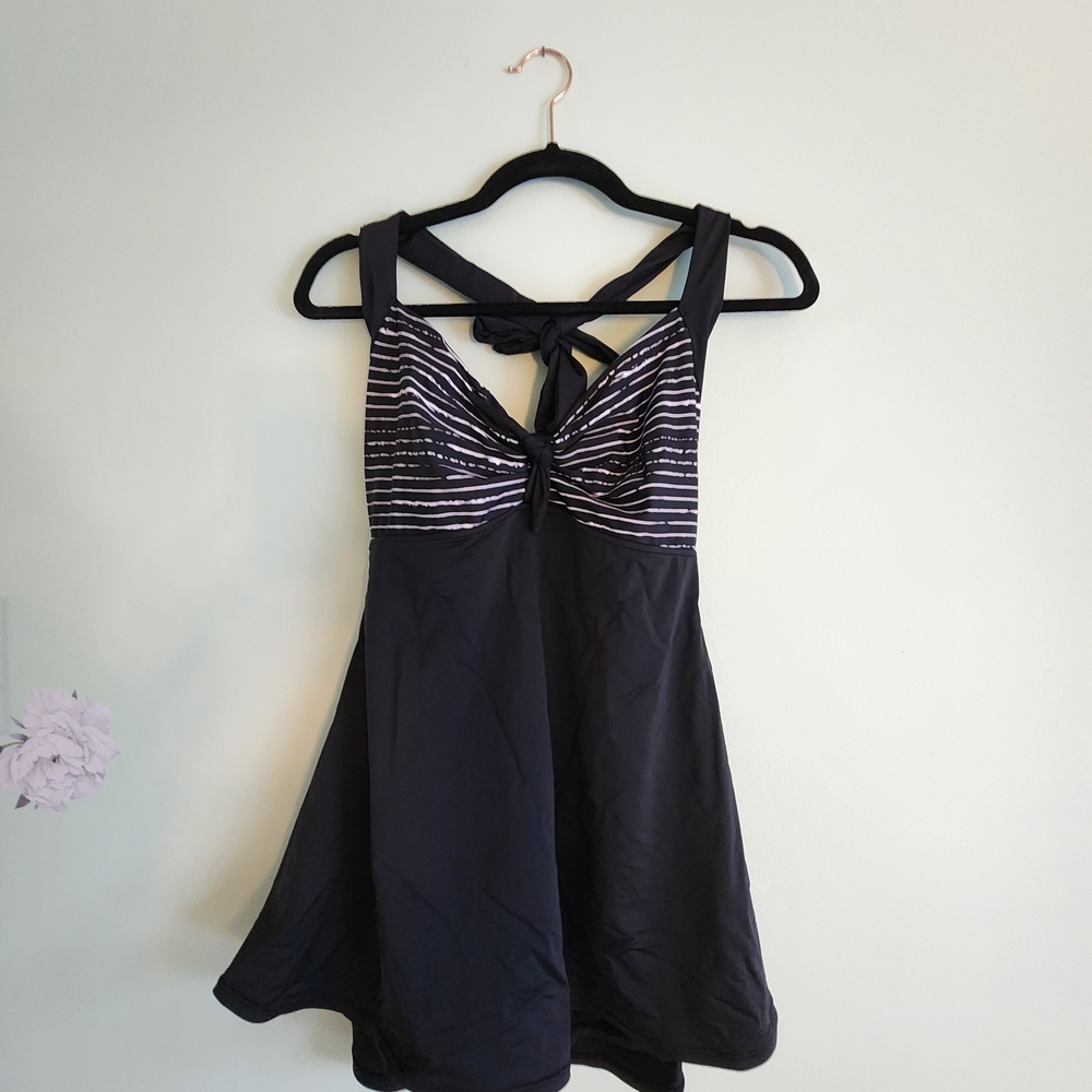 COCOSHIP Black and White Striped Mini Dress